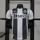 NEWCASTLE PRIMERA EQUIPACIÓN 25/26 (VERSIÓN JUGADOR) - Bota de Oro Tienda