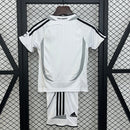 REAL MADRID PRIMERA EQUIPACIÓN 06/07 NIÑOS RETRO - Bota de Oro Tienda