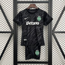 SPORTING LISBOA EQUIPACIÓN PORTERO 25/26 NIÑOS - Bota de Oro Tienda